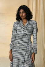 Load image into Gallery viewer, Checkmate Kala Cotton Tie Up Blazer