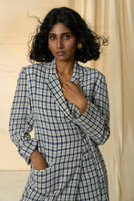Load image into Gallery viewer, Checkmate Kala Cotton Tie Up Blazer