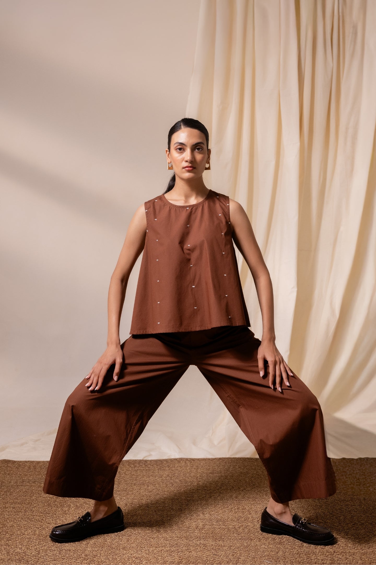 Ether Brown Sleeveless Top