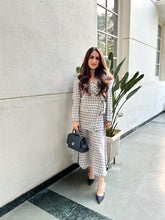 Load image into Gallery viewer, Checkmate Kala Cotton Tie Up Blazer