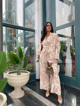 Load image into Gallery viewer, Pink Foliage Blazer