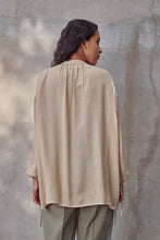 Load image into Gallery viewer, Meadow Corn Fabric Gathers Top