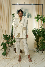 Load image into Gallery viewer, Live Leafy Khadi Overlay
