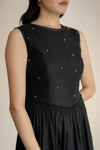Ebony Black Sleeveless Midi Dress