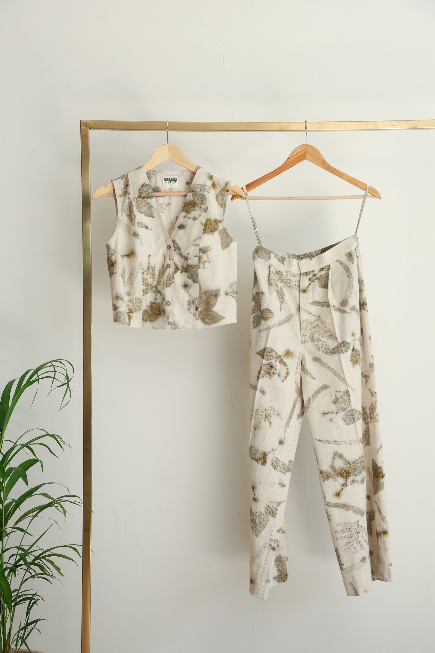 Live Leafy 3-Piece Blazer Set with Vest & Pants