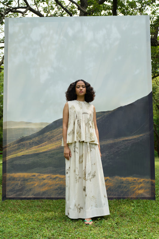 Live Leafy Pintucks Skirt