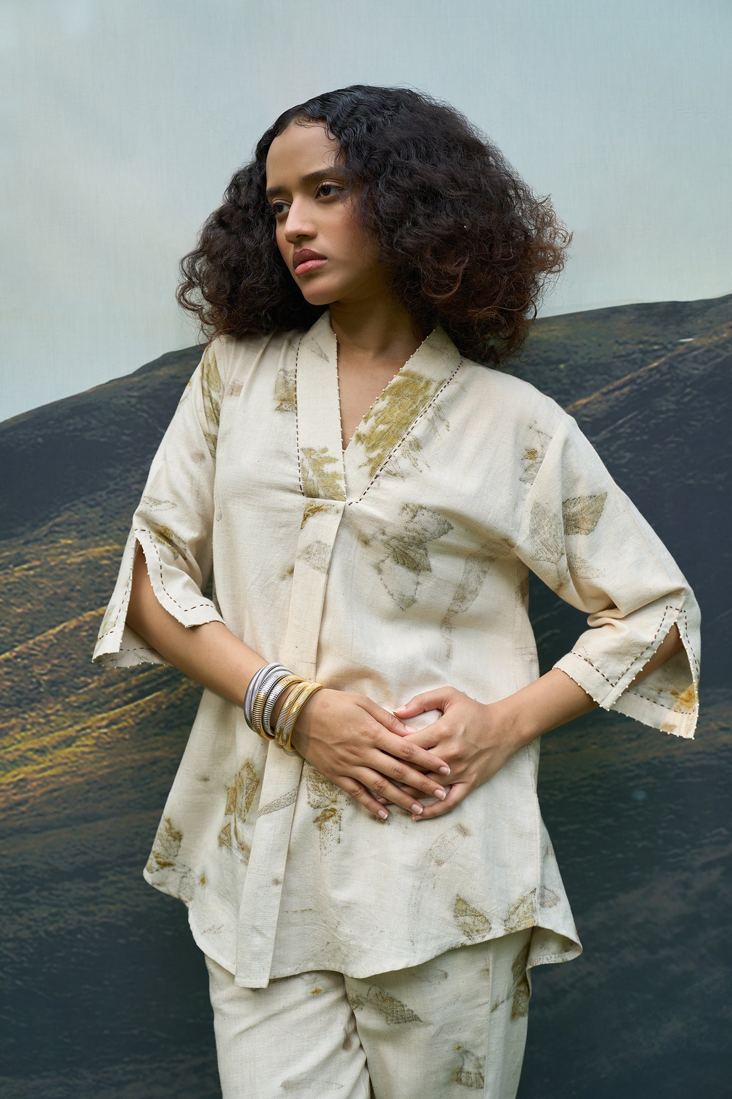 Live Leafy V Neck Kurta & Pyjama Pants