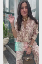 Load and play video in Gallery viewer, Pink Foliage Blazer &amp; Flared Pants Set
